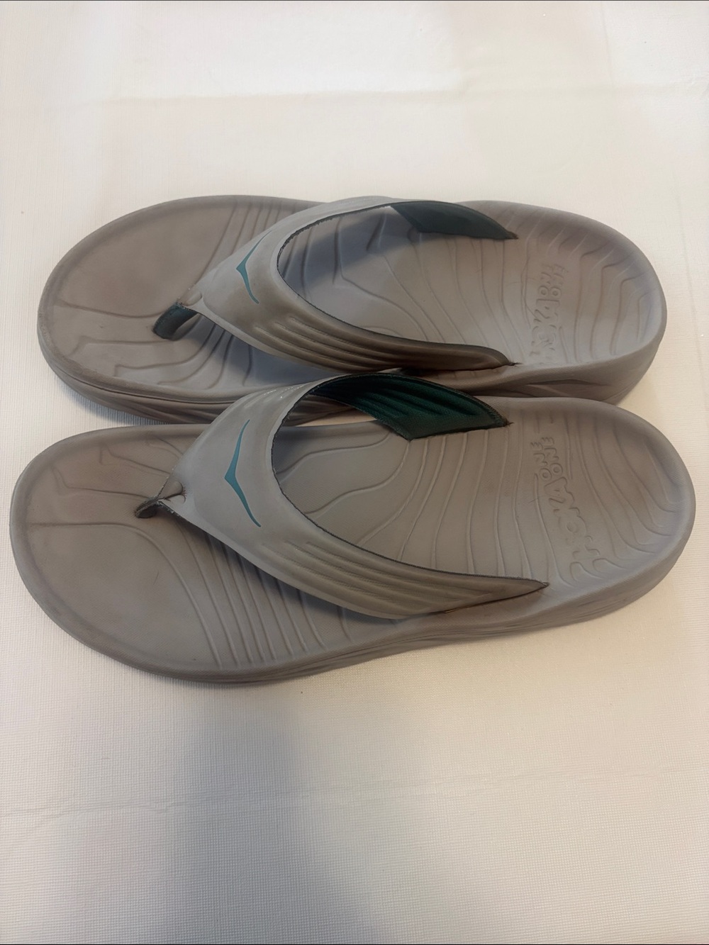 Hoka One One Men's Gray Flip-Flop Sandals with Teal Accent